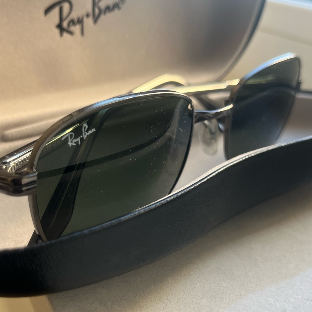 Gunmetal Gray Ray-Ban Rectangular Frame - image 2